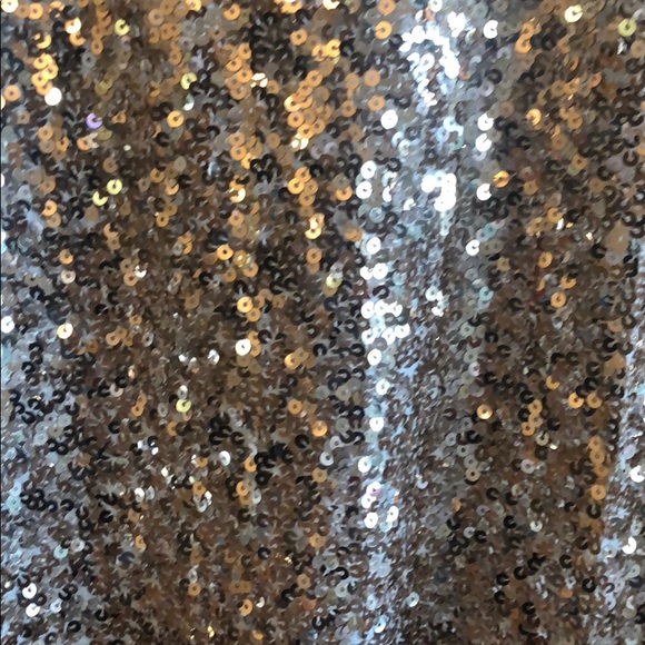 Express Gold Sequin Tank Size M - Picture 2 of 3